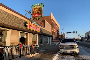 Larry's Family Pizza image