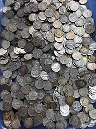 Jewelry Store «Albany Guns Coins & Jewelry», reviews and photos, 1225 Pacific Blvd SE, Albany, OR 97321, USA