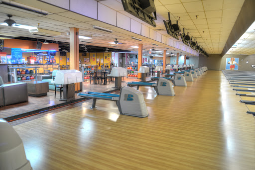 Bowling Alley «Alley 59 Bowling Center», reviews and photos, 44925 N Groesbeck Hwy, Charter Twp of Clinton, MI 48036, USA