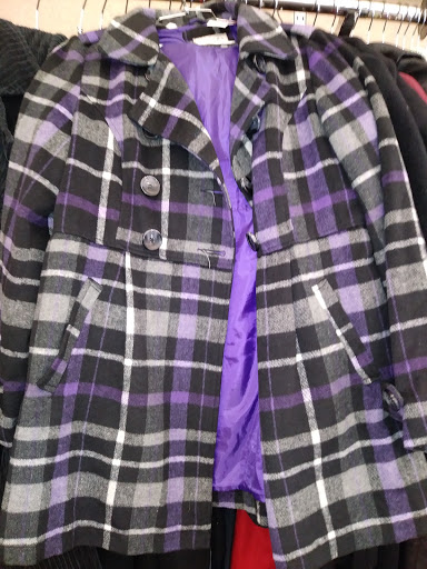 Thrift Store «Thrift Town», reviews and photos, 6328 Fair Oaks Blvd, Carmichael, CA 95608, USA