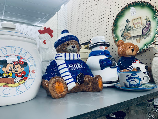 Antique Store «Treasures At Century Plaza», reviews and photos, 3702 Century Dr, Fort Smith, AR 72903, USA