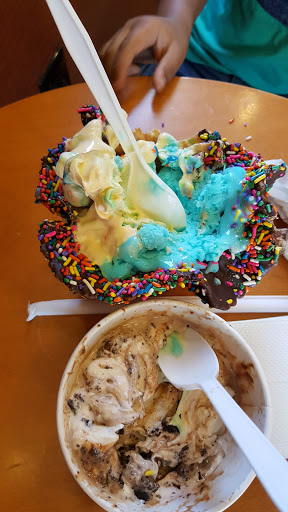 Ice Cream Shop «Cold Stone Creamery», reviews and photos, 1051 N Dupont Hwy, Dover, DE 19901, USA