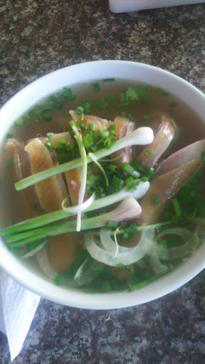 Quán Phở Linh Chi