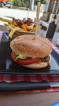 Hamburger du Restaurant La Baraque à Burgers à Châteauneuf-du-Rhône - n°11