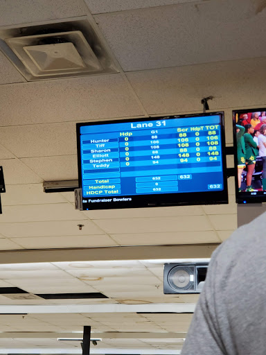 Bowling Alley «Premier Lanes», reviews and photos, 33151 23 Mile Rd, Chesterfield, MI 48047, USA