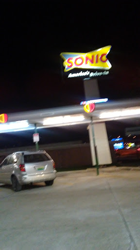 Fast Food Restaurant «Sonic Drive-In», reviews and photos, 1325 6th Ave SE, Decatur, AL 35601, USA