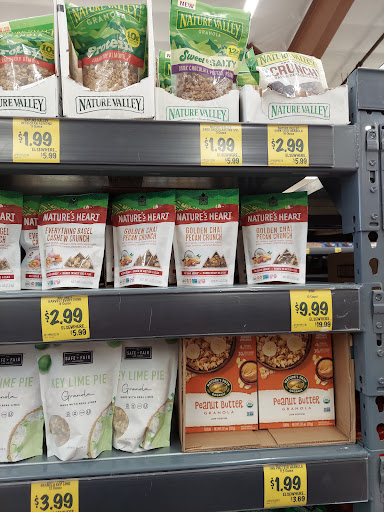 Grocery Store «Grocery Outlet Bargain Market», reviews and photos, 520 Workman Mill Rd, La Puente, CA 91746, USA