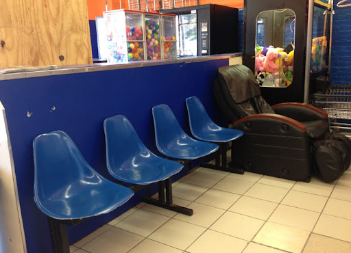 Laundromat «Laundromax», reviews and photos, 972 Blue Hill Avenue, Dorchester, MA 02124, USA