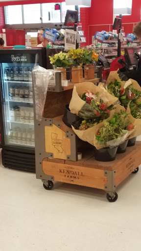 Department Store «Target», reviews and photos, 777 E Colorado Blvd, Pasadena, CA 91101, USA