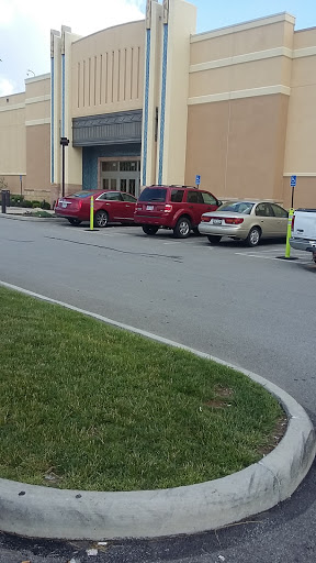 Car Racing Track «Hollywood Gaming at Mahoning Valley Race Course», reviews and photos, 655 N Canfield Niles Rd, Youngstown, OH 44515, USA