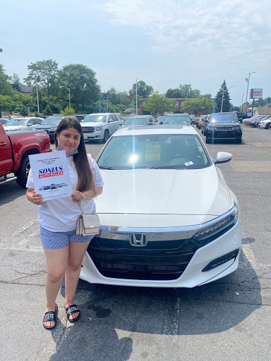 Used Car Dealer «Sonias Auto Sales», reviews and photos, 160 Southbridge St, Worcester, MA 01608, USA