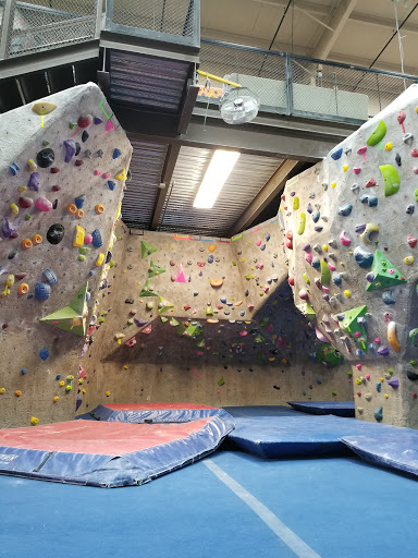 Rock Climbing Gym «The Cliffs at Valhalla», reviews and photos, 1 Commerce St, Valhalla, NY 10595, USA