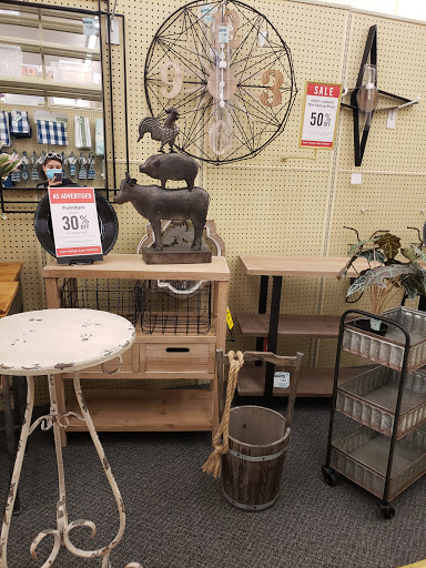Craft Store «Hobby Lobby», reviews and photos, 7061 W 159th St B, Tinley Park, IL 60477, USA