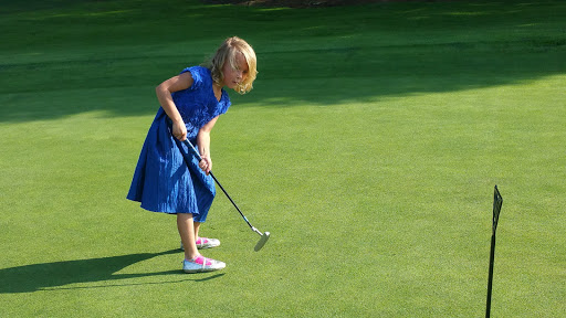 Golf Course «Willamette Valley Country Club», reviews and photos, 900 Country Club Pl, Canby, OR 97013, USA