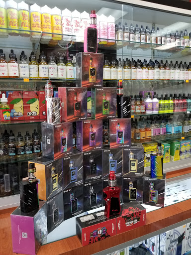 Cigar Shop «Woodbury Tobacco Cigars & E-Cigars», reviews and photos, 7060 Valley Creek Plaza #115, Woodbury, MN 55125, USA