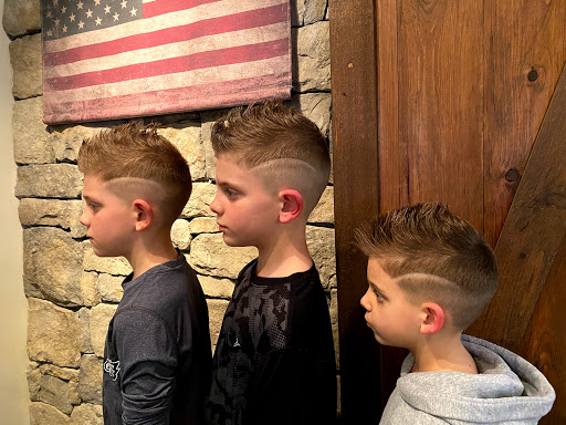 Barber Shop «Famous Razor Barber Shop», reviews and photos, 5 Trading Post Way, Medford Lakes, NJ 08055, USA