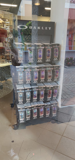 Sunglasses Store «Oakley Vault», reviews and photos, 10801 Corkscrew Rd #422, Estero, FL 33928, USA
