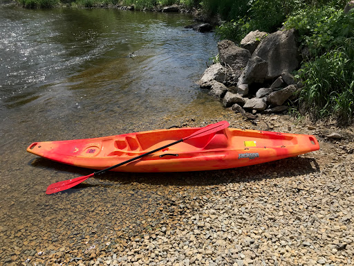 Canoe & Kayak Store «Cannon Falls Canoe and Bike Rental», reviews and photos, 615 N 5th St, Cannon Falls, MN 55009, USA