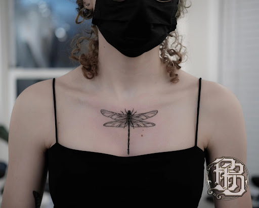 Explore name tattoo ideas on neck, creative tattoo ideas in Flushing, available at Bee Tattoo Studio