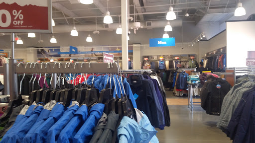 Sportswear Store «Columbia Sportswear Outlet Store», reviews and photos, 101 W Avenida Vista Hermosa #162, San Clemente, CA 92672, USA