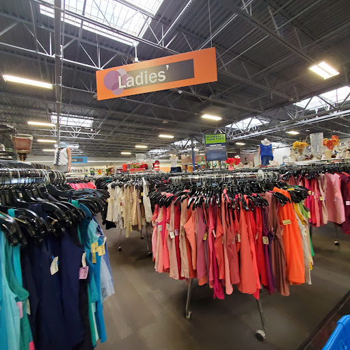 Thrift Store «Discover Goodwill Pueblo Retail Center», reviews and photos