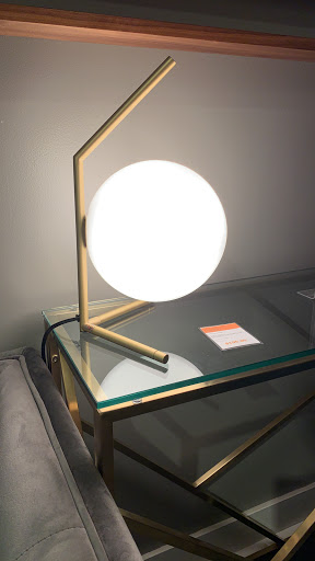 Furniture Store «Modani Furniture Chicago», reviews and photos, 1574 N Kingsbury St, Chicago, IL 60642, USA