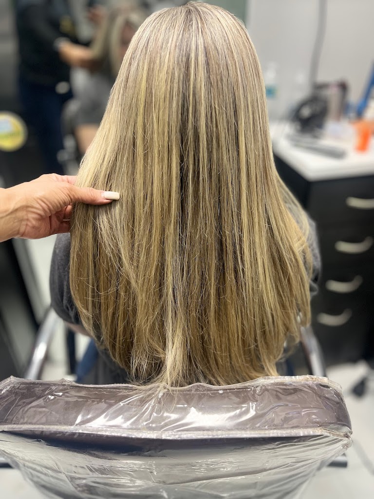 Perfect Salon Suites Doral West Int'l Mall 33172