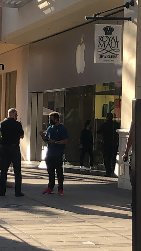 Computer Store «Apple Fashion Valley», reviews and photos, 7007 Friars Rd, San Diego, CA 92108, USA