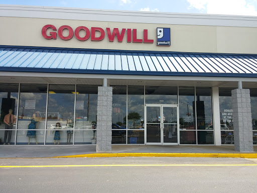 Non-Profit Organization «Goodwill», reviews and photos