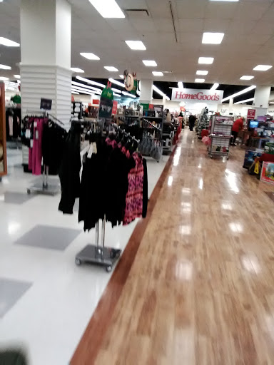 Department Store «T.J. Maxx and HomeGoods», reviews and photos, 649 Broadway, Bangor, ME 04401, USA