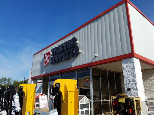 Home Improvement Store «Tractor Supply Co.», reviews and photos, 1011 Wal St STE 300, Longview, TX 75605, USA