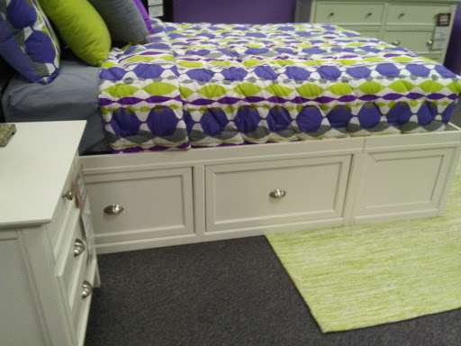 Furniture Store «Art Van Furniture - Bloomington», reviews and photos, 2634 E 3rd St, Bloomington, IN 47401, USA