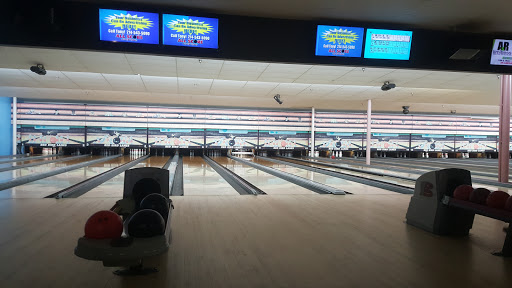 Bowling Alley «Red Bird Bowling Lanes», reviews and photos, 1114 S Main St, Duncanville, TX 75137, USA