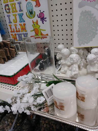 Dollar Store «Dollar Tree», reviews and photos, 7934 Belair Rd, Nottingham, MD 21236, USA