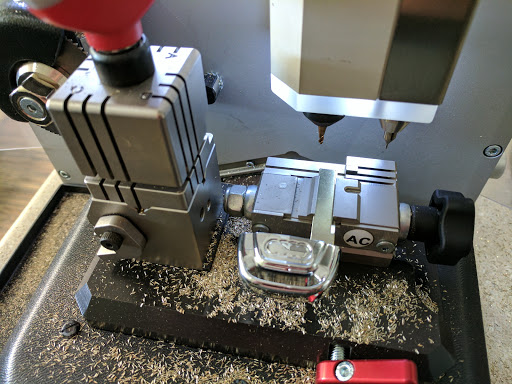 Locksmith «PAYLESS CAR KEYS», reviews and photos, 2035 Victory Blvd, Staten Island, NY 10314, USA