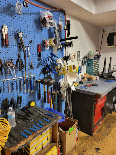 Bicycle Store «Finnimore Cycle Shop», reviews and photos, 2353 Periwinkle Way, Sanibel, FL 33957, USA