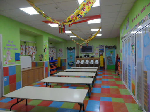 Escuela Infantil Dalila - Ponteporto, Agencia de cuidado infantil en Marín,Pontevedra