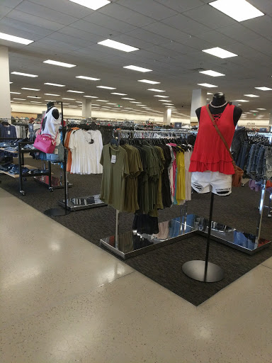 Department Store «Nordstrom Rack Arrowhead Crossing», reviews and photos, 7535 W Bell Rd, Peoria, AZ 85382, USA