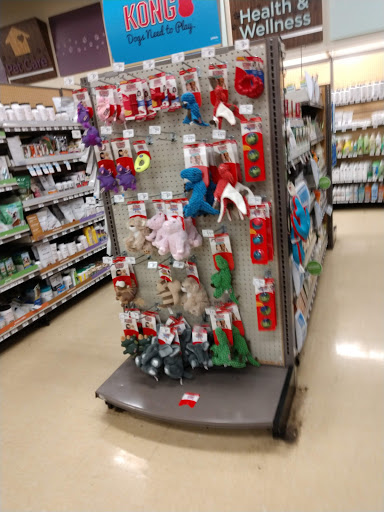 Pet Supply Store «Petco Animal Supplies», reviews and photos, 710 Franklin Ave, Franklin Square, NY 11010, USA