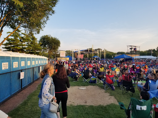 Community Center «Recreation Park», reviews and photos, 500 E Miner St, Arlington Heights, IL 60004, USA