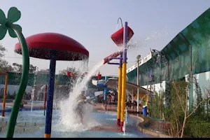 THE SOUTH WATER PARK image