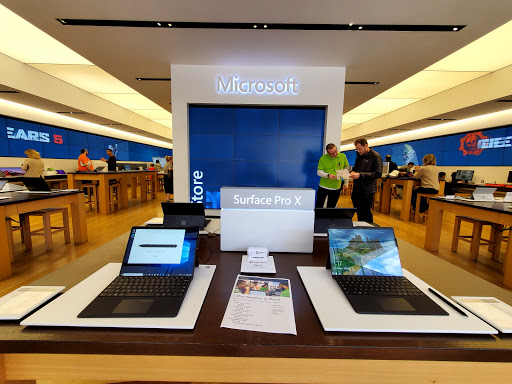 Electronics Store «Microsoft», reviews and photos, 10250 California Route 2 #1045, Los Angeles, CA 90067, USA