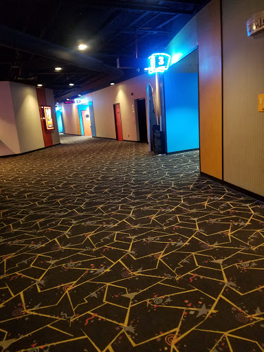 Movie Theater «Regal Cinemas Crown Center 14», reviews and photos, 1500 W Chestnut St, Washington, PA 15301, USA