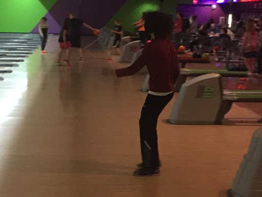 Karaoke Bar «Brownsburg Bowl», reviews and photos, 18 Whittington Dr, Brownsburg, IN 46112, USA