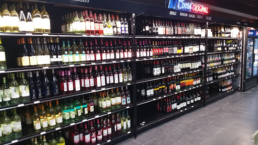 Liquor Store «Enfield Liquor and Wine», reviews and photos, 920 Enfield St, Enfield, CT 06082, USA