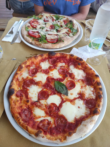 Pizzeria F.lli Ballerini in Follonica, Provincia di Grosseto