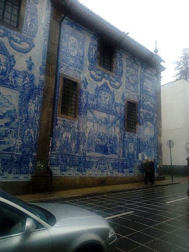 Rua de Fernandes Tomás 508, 4000-443 Porto, Portugal