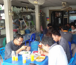 เกาเหลาเลือดหมูธนินทร สาขาคลองสาม photo