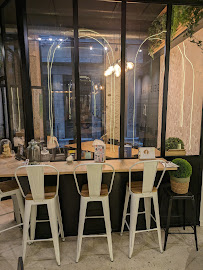 Atmosphère du Restaurant ZEITGEIST café - vegan coffee & cake à Lyon - n°6