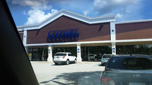 Thrift Store «Goodwill Thrift Store - Julington Creek», reviews and photos, 465 State Rd 13, St Johns, FL 32259, USA